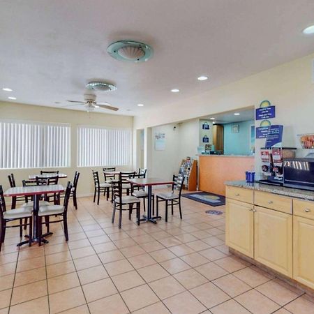 Days Inn By Wyndham Socorro Luaran gambar
