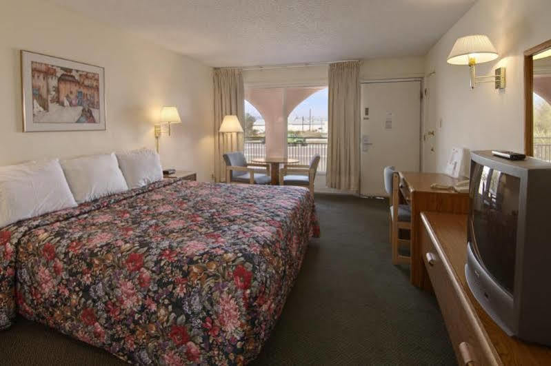 Days Inn By Wyndham Socorro Luaran gambar
